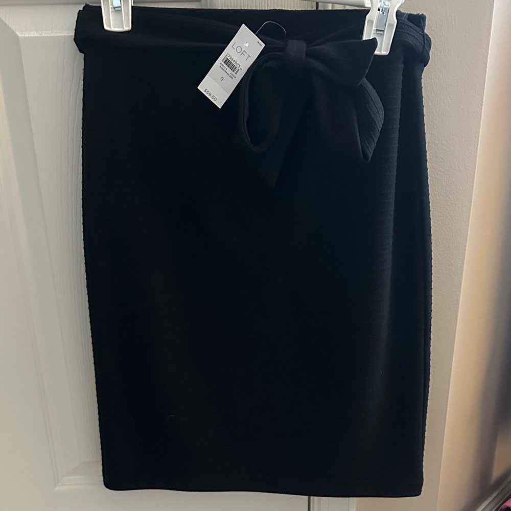 LOFT Ribbed Black Pencil Skirt with Bow Belt